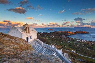 Chora, Serifos..