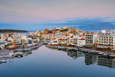 Agios nikolaos, Girit.