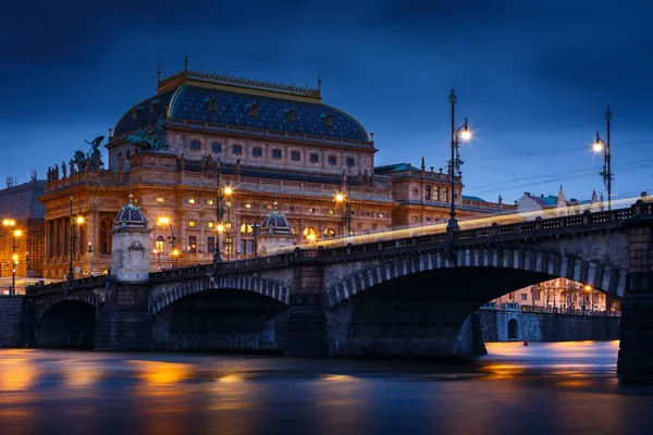 Teatr Narodowy w Pradze. — Zdjęcie stockowe