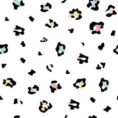 Kusursuz leopar deseni izi