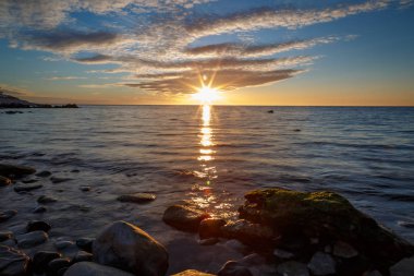 Denizde gün batımı