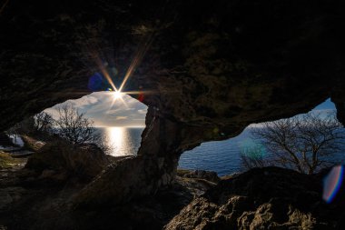 Güneş yalak mağara açılışı yıldız