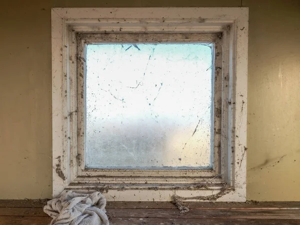 Старе Вікно Павутиною Навколо Тканиною Перед — стокове фото