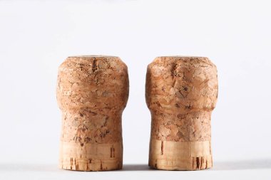 İki şampanya cork2 beyaz arka plan üzerinde izole