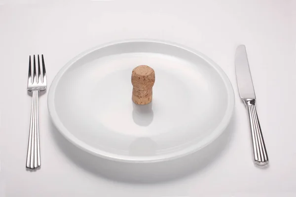 Alcoholism Concept Wine Cork Empty White Dish Isolated White Background — Stock Photo, Image