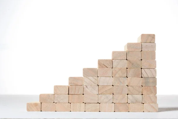 Schody Staví Dřevěnými Bloky Šedé Pozadí — Stock fotografie