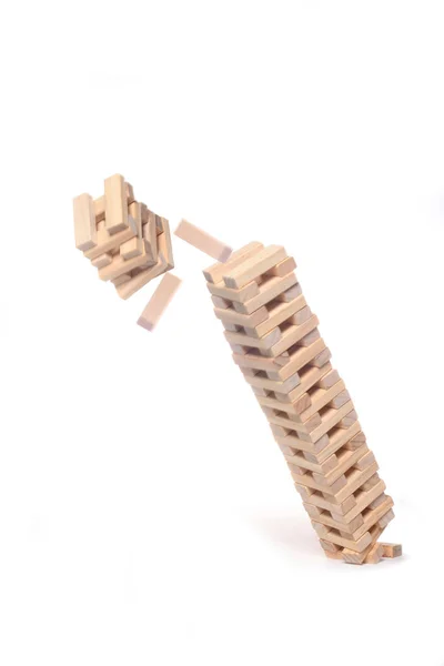 Holzklötze Spielzeug Herunterfallen Isoliert Auf Weißem Hintergrund Mit Kopierraum — Stockfoto