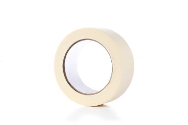 metniniz için kopyalama alanı ile beyaz arka planda yalıtılmış yapışkan bant rulosu