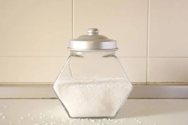 Glasburk Full Grovt Salt Med Kopierings Utrymme För Din Text — Stockfoto