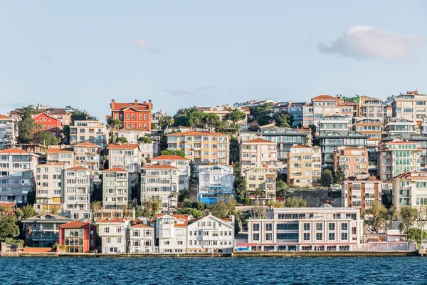 Edifícios Coloridos Costa Istanbul — Fotografia de Stock
