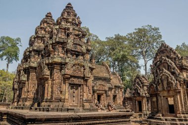 Angkor şehrinde Banteay Srei kalıntıları