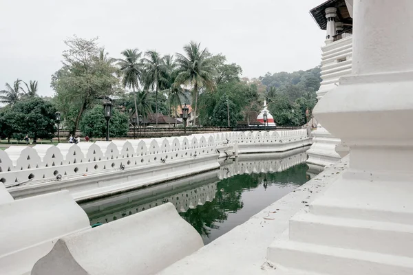 Kandy Sri Lanka Fevereiro 2019 Exterior Templo Dente Cidade Kandy — Fotografia de Stock