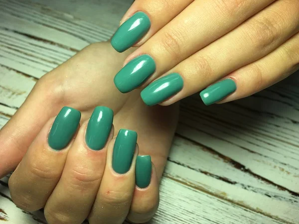 Manicura Verde Otoño Moda Clavos Cuadrados Largos Sobre Fondo Texturizado — Foto de Stock