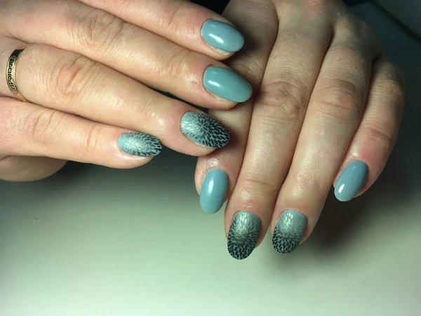 Modne Jesienne Szare Manicure Czarny Design — Zdjęcie stockowe