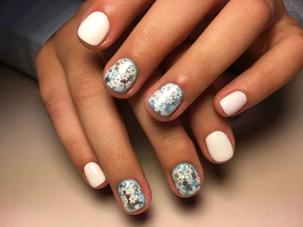 Manicure Moda Branco Com Desenho Floco Neve Ano Novo — Fotografia de Stock