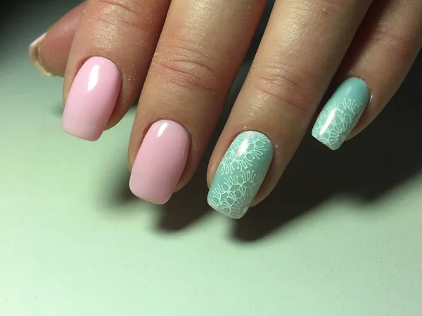 Fashion Pink Manicure Delicate Turquoise Design Sparkles — Stock Photo, Image