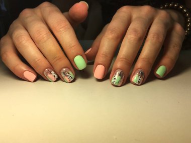 summer bright manicure with silver and stripes design