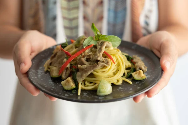 Green Curry Pork Spaghetti, Fusion food between Thai and Italian ingredients