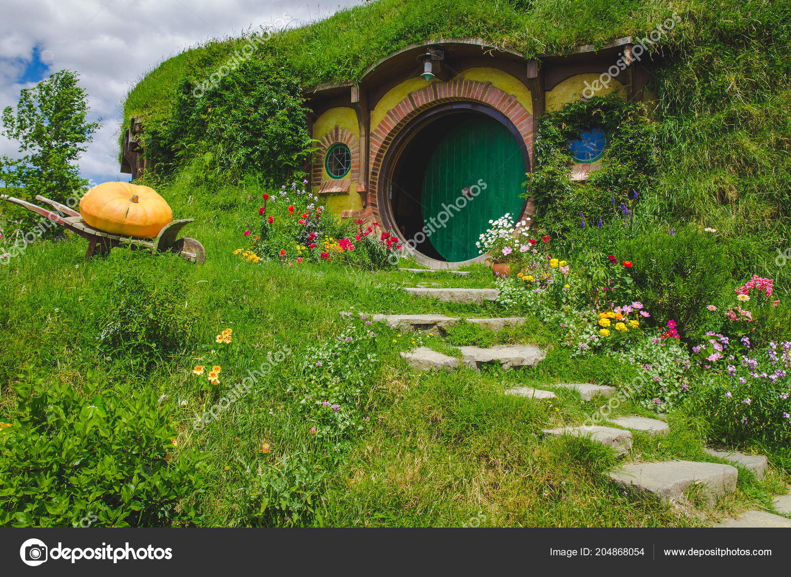 Matamata New Zealand December 2017 Bilbo Baggins House Big Pumpkin