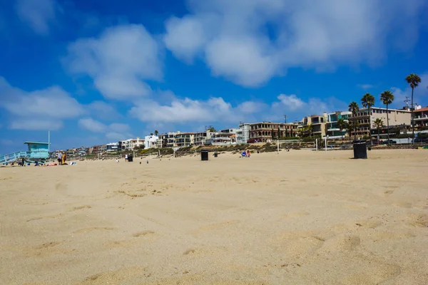 Praia Sandy Manhattan Com Palmas Mansões Los Angeles — Fotografia de Stock