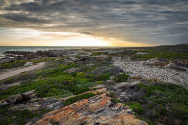 Cape Agulhas, Afrika'nın en güney noktası güzel günbatımı