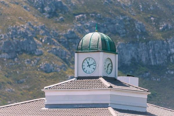 Στέγη Κτιρίου Καμπαναριό Ρολόι Hermanus Νότια Αφρική — Φωτογραφία Αρχείου