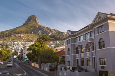 Cape Town, Güney Afrika-Kasım, 2018: Cape Town deniz noktası bölgesi sokakları.