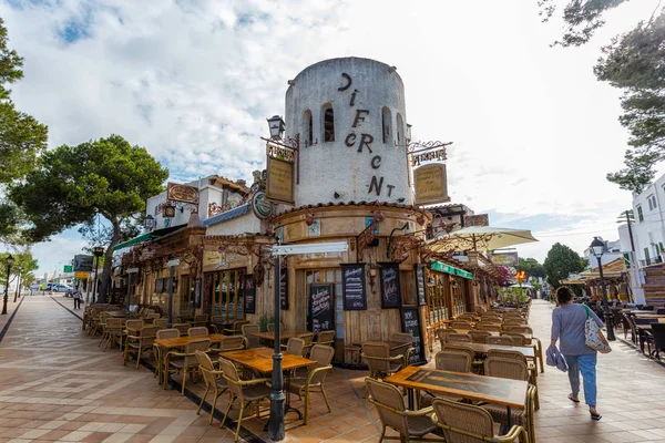 Cala Spanje Juni 2016 Walking Street Met Restaurants Het Centrum — Stockfoto