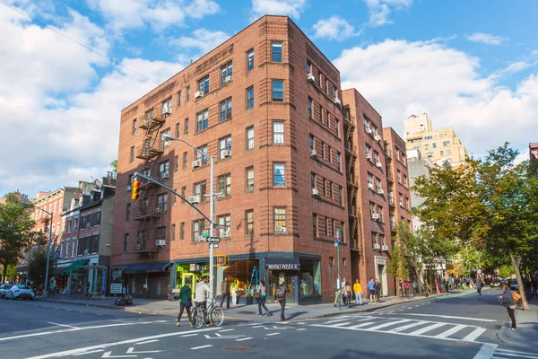New York, ABD-Ekim, 2013: Manhattan 'ın Greenwich Village semtinin sokakları
