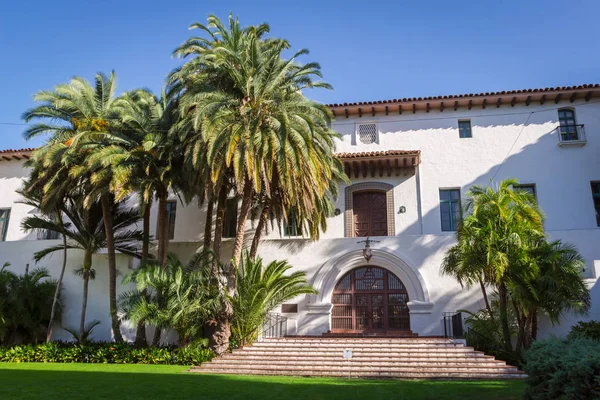 Santa Barbara Courthouse Edifício Famoso Dia Ensolarado — Fotografia de Stock