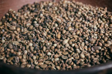 Bir kase kavrulmuş kahve çekirdekleri, Bali adası