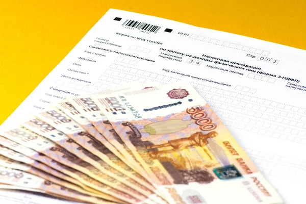 Rus yıllık vergi bireylerin vergi beyannamesi. Form 3-Ndfl tablo. Bildirimi kağıda birkaç Rus notlarım.
