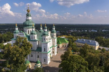 Chernihiv, Ukrayna. 31 Ağustos 2019. Eski bir Ortodoks manastırında Trinity Katedrali.