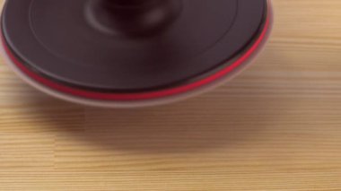 Makine hareketli elektrik değirmeni, Closeup sağ tarafına yaptı. Bir ahşap parlatma. Kopya alanı.