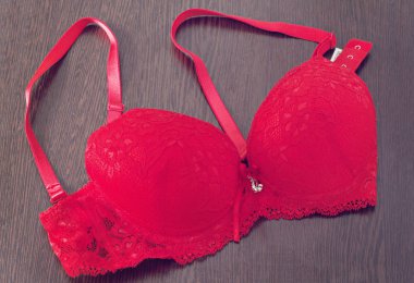 Güzel kadın sutyen kırmızı.