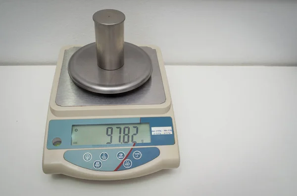 Araştırma Geliştirme Pycnometer Bir Sıvıyla Yoğunluğu Ölçme Büyük Kavram — Stok fotoğraf