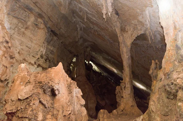 Matogrosso スール ブラジルでカツオの街の美しい洞窟 — ストック写真