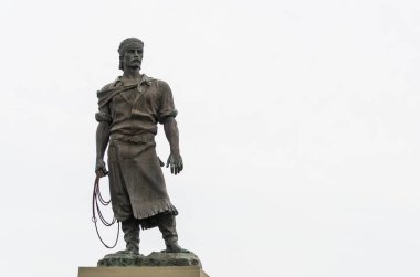 Porto Alegre, Brezilya - 16 Eylül 2018: Heykel denilen tipik Brezilya gaucho (anıt Lacador veya halk Lacador heykeli bilinen)