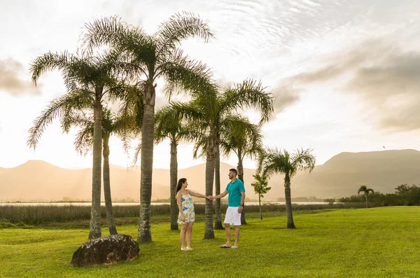 Pre wedding couple and amazing landscape in Torres beach. — Stock Photo, Image