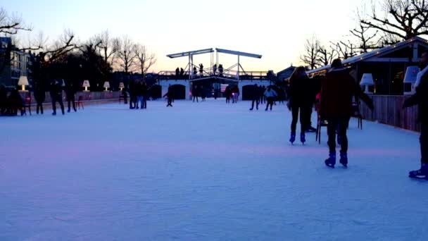 Patinaje Sobre Hielo Pista Patinaje Sobre Hielo Del Rijksmuseum Ámsterdam — Vídeos de Stock