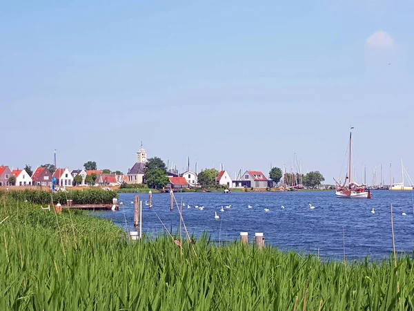 Ijsselmeer 的传统乡村 Durgerdam — 图库照片
