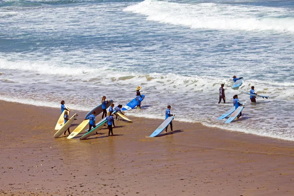 Vale Figueiras Portugal Julio 2018 Aérea Surfistas Recibiendo Clases Surf — Foto de Stock