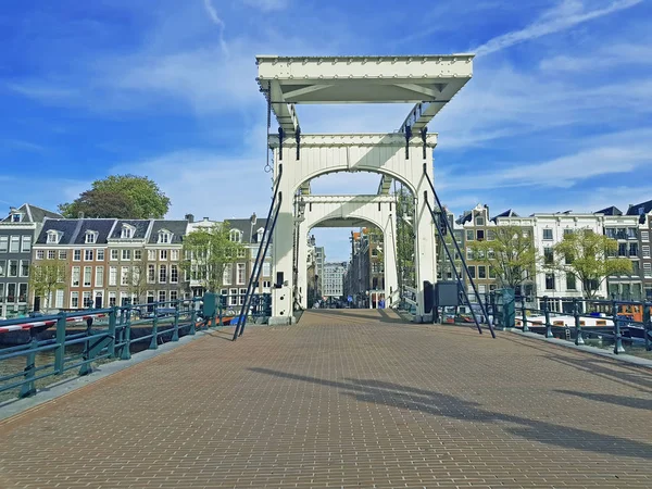 Cidade Cênica Amsterdã Holanda Com Ponte Minúscula — Fotografia de Stock