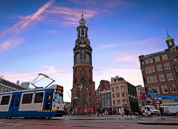 Cidade Cênica Amsterdã Holanda Com Torre Munt — Fotografia de Stock