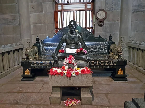 Tiruvanamalai India Diciembre 2018 Estatua Sri Ramana Maharshi Ashram Tiruvanamalai — Foto de Stock