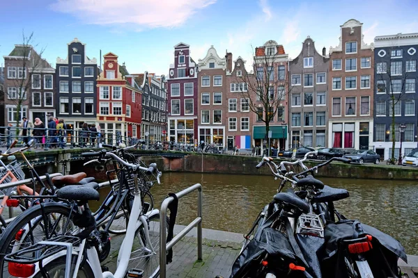 नेदरलँड्स मध्ये आम्सटरडॅम पासून शहर दृश्यमान — स्टॉक फोटो, इमेज