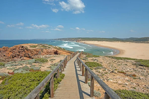 Blick auf den Strand von Carapateira an der Westküste Portugals — Stockfoto