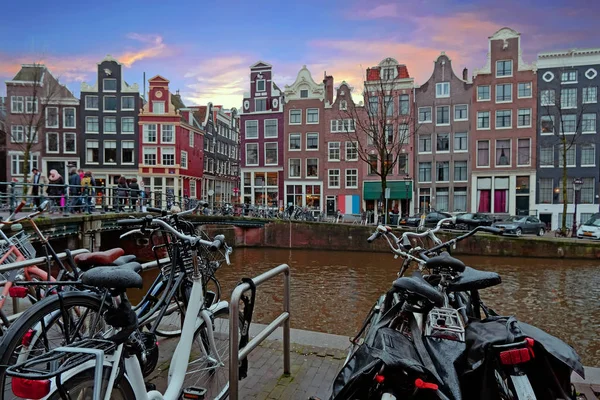 荷兰阿姆斯特丹的城市风景 — 图库照片