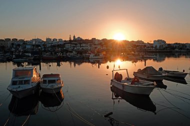 Lagos Algarve Portekiz batımında limandan