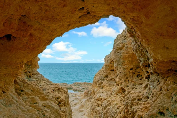 Přírodní skály v Algar Seco v Carvoeiro Algarve Portugal — Stock fotografie